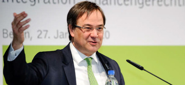 Laschet hält Islam-Debatte für künstlich