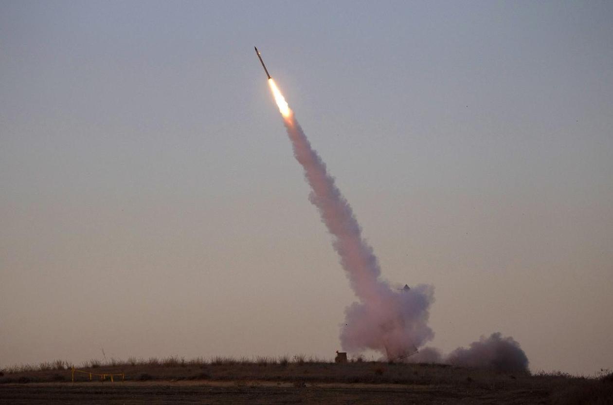 Yemeni ballistic missile fired at Saudi base in Asir