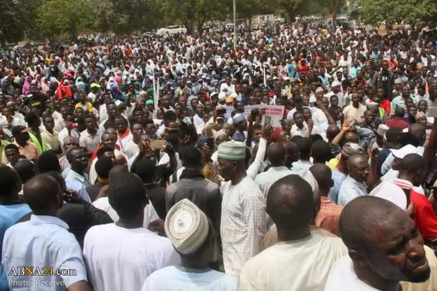 Photos: Free Zakzaky protest held in Abuja on 6th of April 2018 