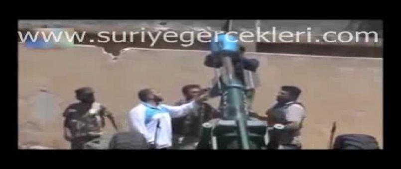 Amerikalı Araştırmacı Jefri Silorman: Suriye’deki teröristlere kimyasal silahların ulaştırılmasında ABD’nin parmağı var