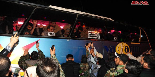 Libération de toutes les personnes enlevées par les terroristes de « l’Armée de l’Islam » à Douma