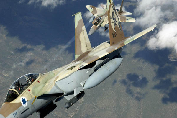 イスラエルの戦闘機  ガザ空爆を継続