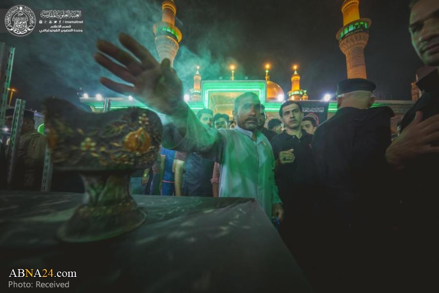 تقرير مصور/ مراسم عزاء في حرم الكاظمين (ع) بمناسبة استشهاد الإمام موسى بن جعفر (ع)