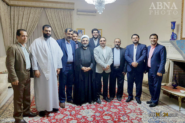 لقاء مسؤولي المجمع و الاجنحة الايرنية بمعرض الكتاب مع السفير الايراني في تونس+(صور)