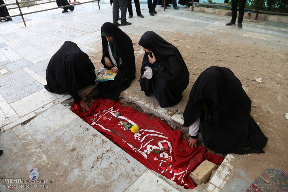 تصویری رپورٹ: مدافع حرم شہید مہدی لطفی کی تشییع جنازہ