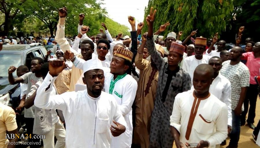Photos: Free Zakzaky protest at Annur Mosque Abuja on 13th April 