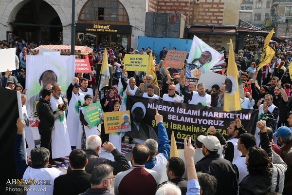 イスタンブールで”ザクザキー師解放”を要求する大規模なデモ