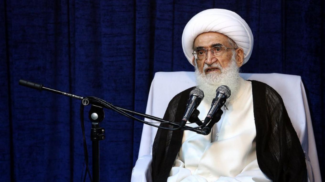 Grand Ayat. Noori Hamedani condemns tripartite missile attack on Syria