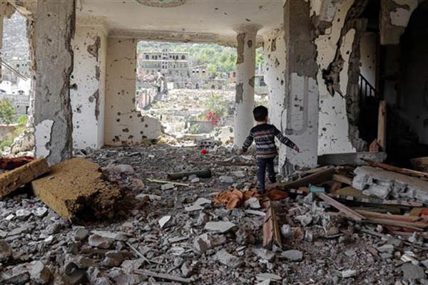 サウジアラビアのイエメン・フダイダ空爆で、イエメン人の一家6人が死亡