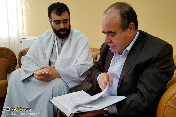 مدير معرض تونس الدولي للكتاب يستقبل وفد المجمع العالمي لأهل البیت(ع)/ المبخوت: إيران بلد عظیم+(الصور)