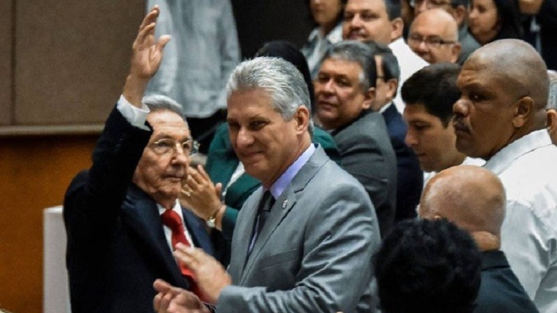 Assembleia de Cuba indica Miguel Díaz-Canel como sucessor de Raúl Castro