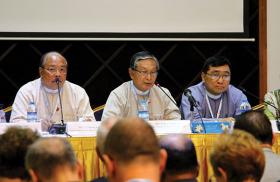 ဒုကၡသည္မ်ားကို အျမန္ဆံုးျပန္လည္လက္ခံရန္ ဆႏၵရွိေၾကာင္းႏွင့္ အဆင္သင့္ျဖစ္ေနေၾကာင္း အစိုးရေျပာၾကား