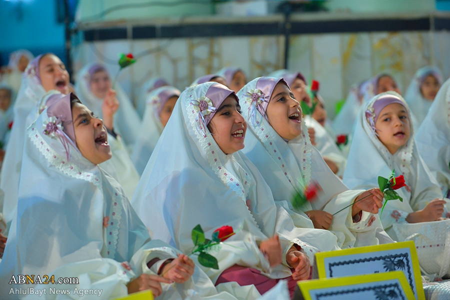 تقرير مصور/ احتفال تكليف فتيات بلغن سن التكليف الشرعي في حرم السيد عبد العظيم (ع)