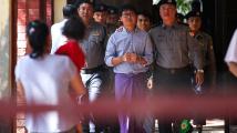 ရိုက္တာသတင္းသမားမ်ားကို ေထာင္ေခ်ာက္ဆင္ ဖမ္းခဲ့သည္ဟု ဒုရဲမွဴး ၀န္ခံ