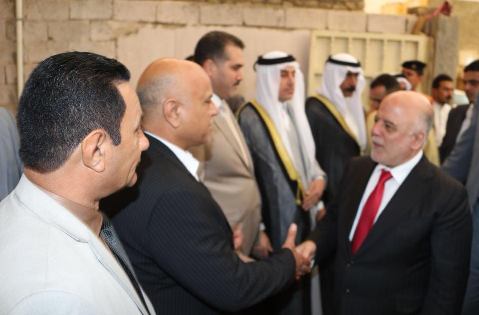 العبادي يزور عوائل شهداء الانبار في منازلهم +(صور)