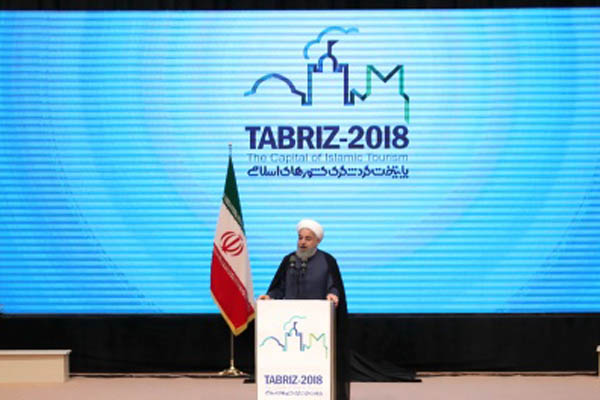 イラン大統領、「欧米諸国は、アラブ世界の天然資源の強奪を狙っている」