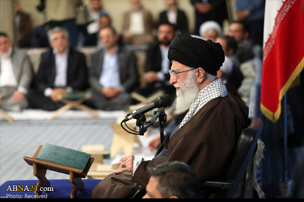 Imam Khamenei: To achieve prosperity, Muslims should act according to Quran
