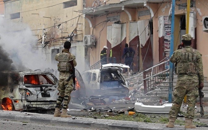 الصومال: مقتل 3 من كبار قادة الجيش بتفجير انتحاري