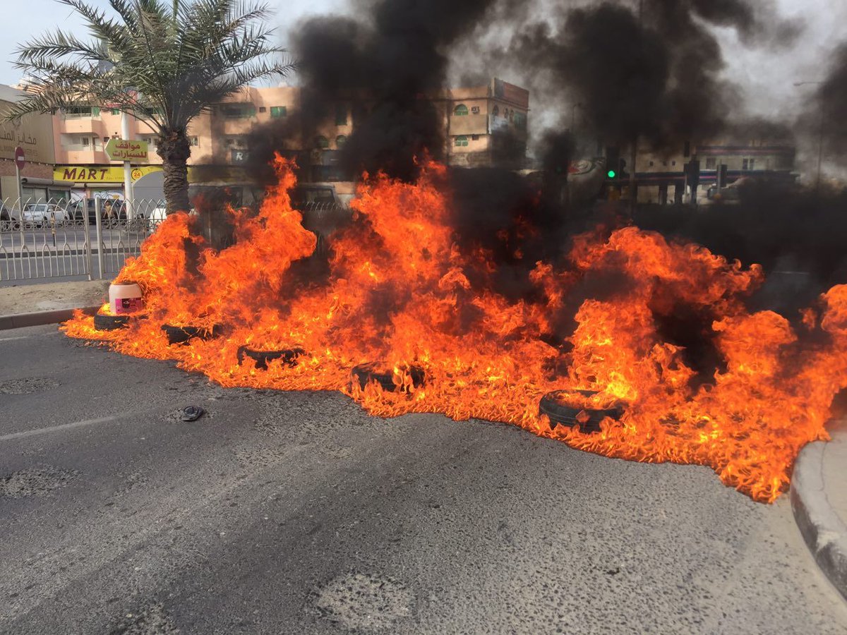 احتجاجات ميدانية تحت شعار “سواعد تبني وتصون الثورة” تمهيدا لتظاهرات عيد العمال