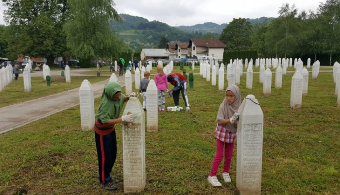 Obilježen Dan bijelih nišana u Bratuncu