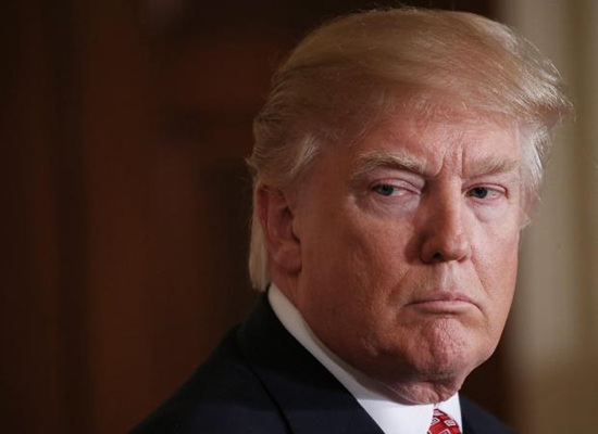Asesor de Trump: EEUU Abandonará el Acuerdo Nuclear y Perseguirá un Cambio de 'Régimen' en Irán 