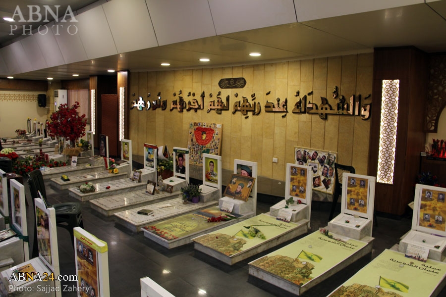 Photos Updated: Entrance of Cultural & Economic convoy of Qom to Lebanon / paying tribute to martyrs of Islamic resistance