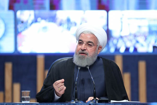 イラン大統領、「イラン恐怖症の吹き込みは偽り・陰謀」