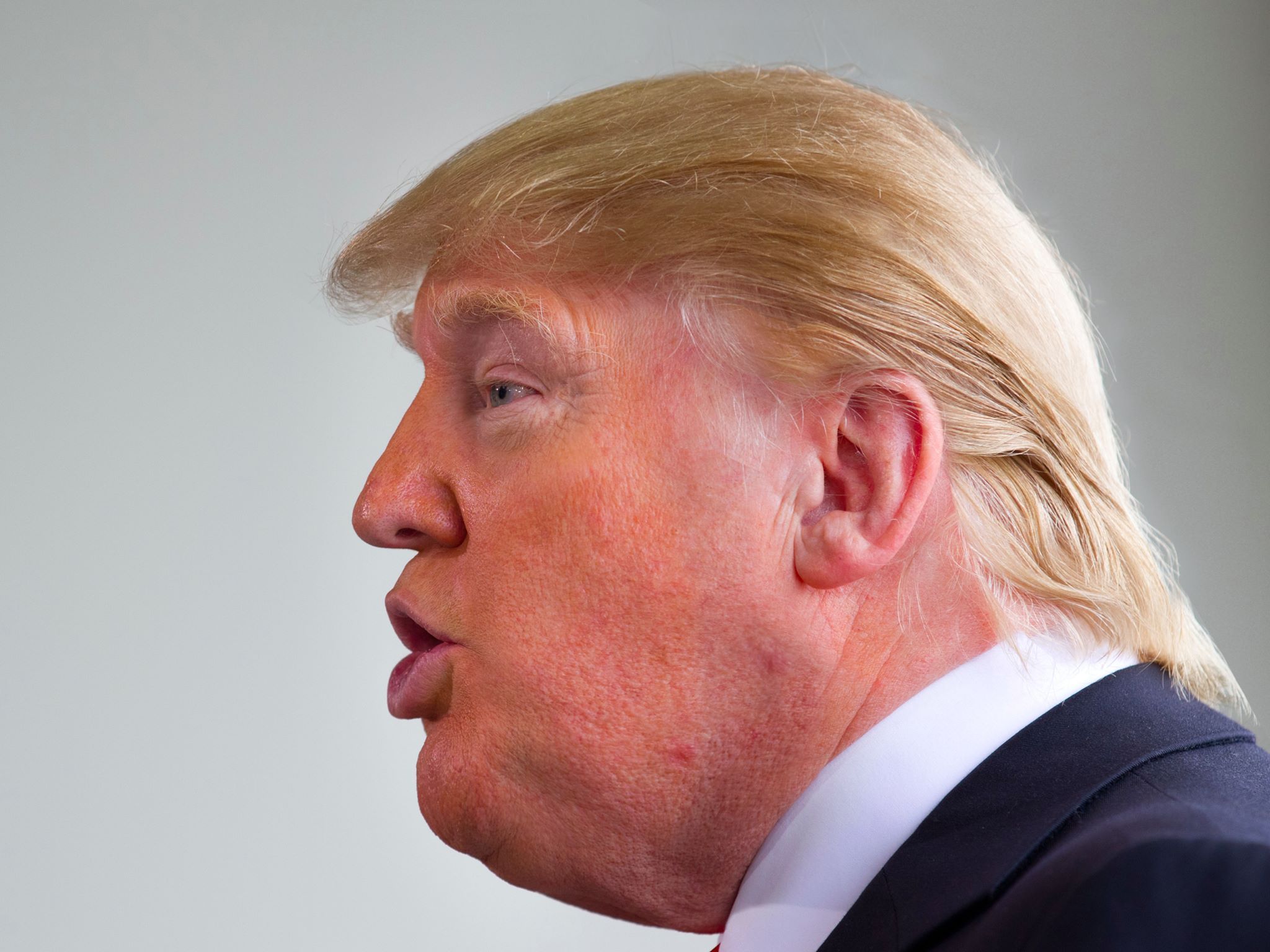 Trump Sifatkan Trudeau Lemah