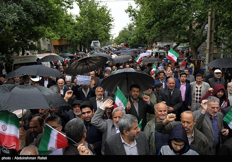 ايران تشهد مسيرات جماهيرية حاشدة استنكارا بالسياسات الامريكية+(صور)