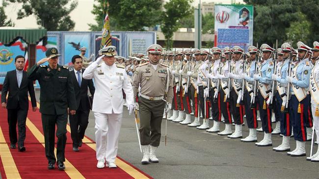 Irán y Bolivia Discuten Extensión de sus Relaciones en Materia de Defensa 