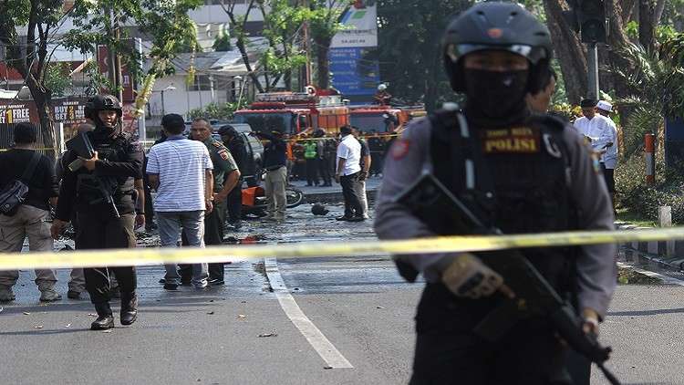 Dua Maut Pengebom Nekad Serang Tiga Gereja