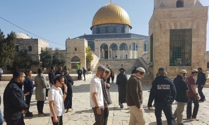 مستوطنون صهاينة يقتحمون المسجد الأقصى المبارك باليوم الأول من رمضان