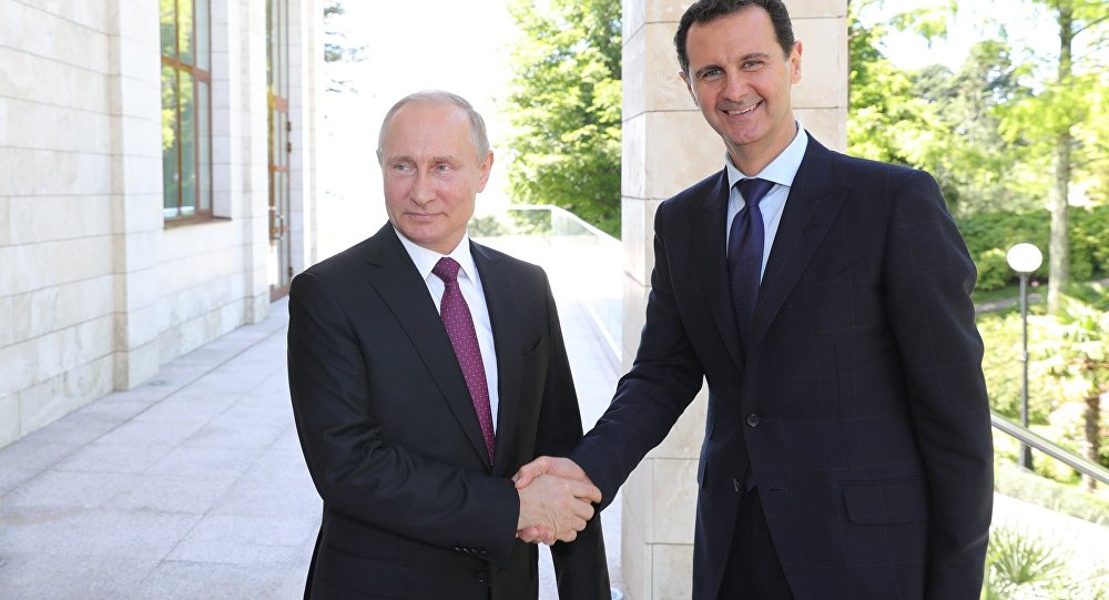 Putin se reúne con Al Assad: "Los Terroristas Entregaron sus Armas en Puntos Clave de Siria" 