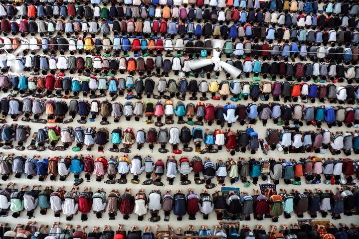 “El Bendito Mes de Ramadán Alrededor del Mundo”