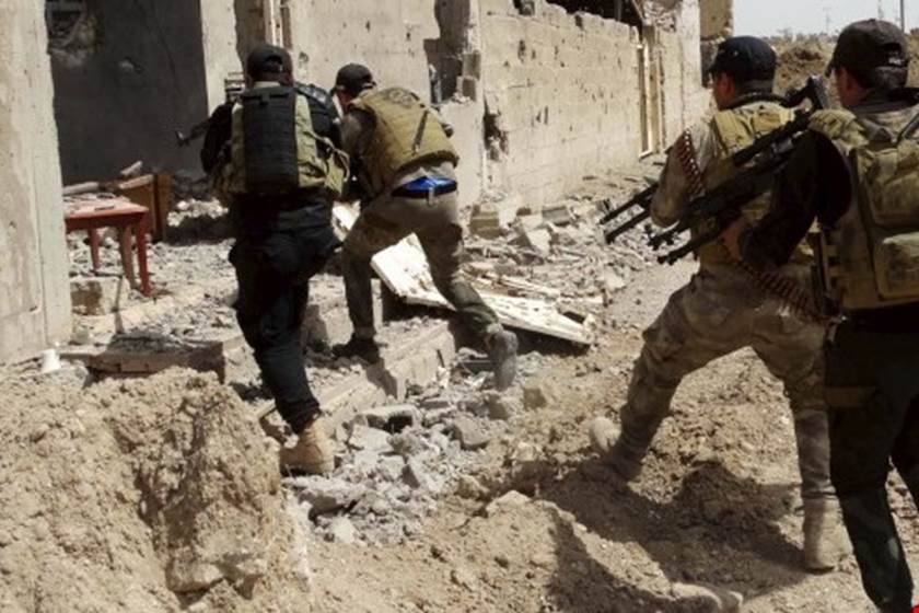 تدمير ثلاث مضافات لـ"داعش" ومعالجة 19 عبوة بالأنبار