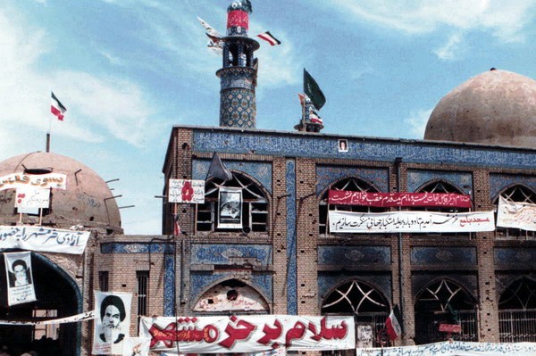 مراسم الذكرى السنوية لتحرير "مدينة خرمشهر" بحضور الرئيس الإيراني