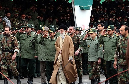 قائد بالحرس الثوري: انتصارات كبيرة تحققت على الارهاب في "سوريا والعراق"