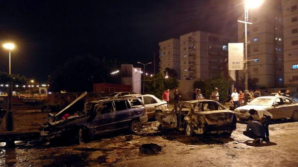 مقتل وإصابة 17 شخصا في انفجار سيارة ملغومة ببنغازية الليبية