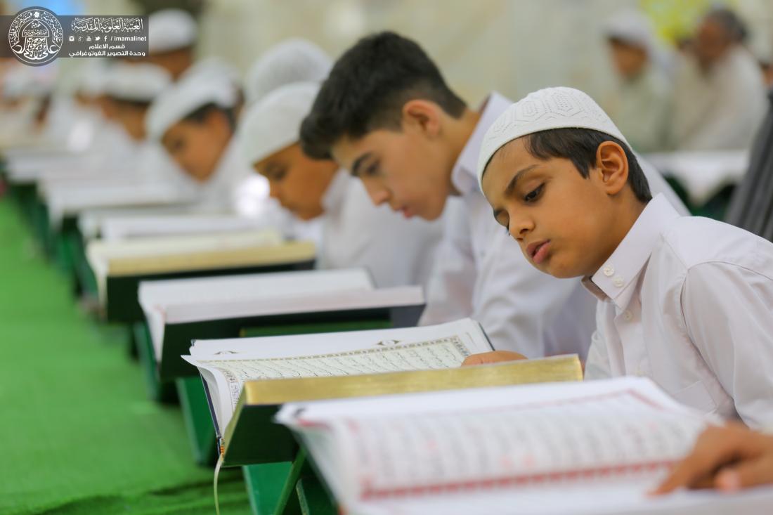 تقرير مصور/ اقامة ختمات قرآنية رمضانية يشارك في رحاب مرقد أمير المؤمنين فيها الاطفال 