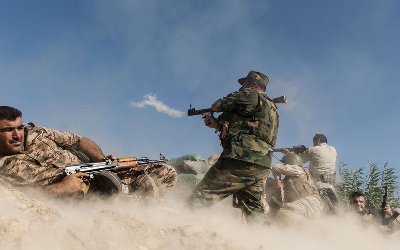 الحشد الشعبي يشتبك مع عناصر "داعش" قرب جسر الفتحة