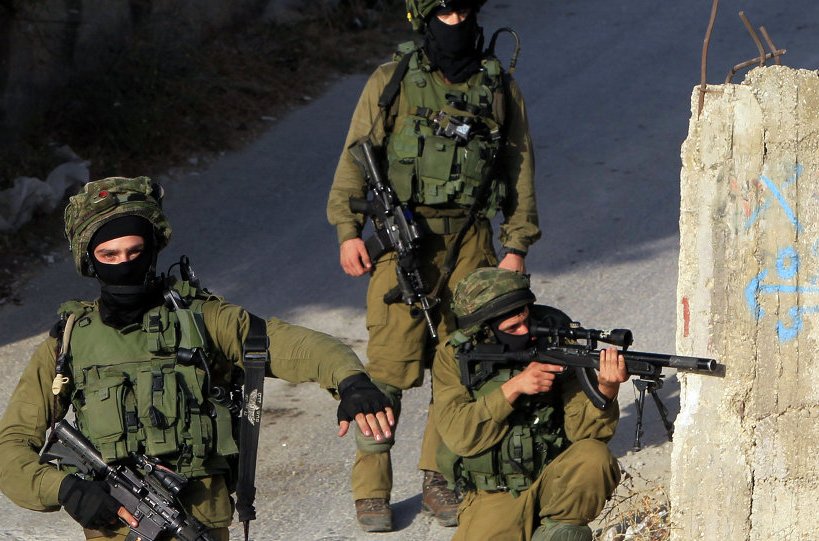 الاحتلال الإسرائيلي يقتل 3 فلسطينيين في قطاع غزة