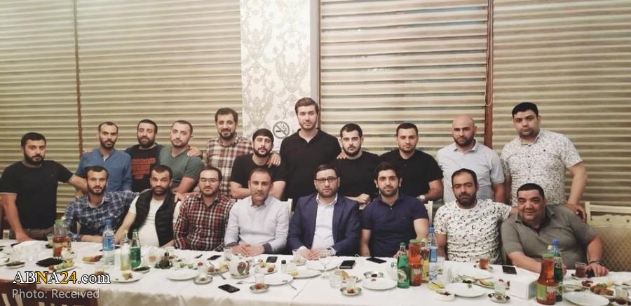 Saint Ramadan à la mosquée Mashadi Dadash à Bakou, Azerbaïdjan
