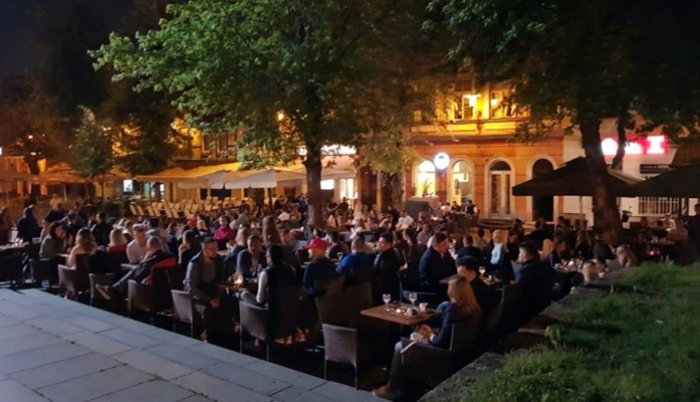 Tradicionalno nakon iftara: Druženja uljepšavaju ramazan!