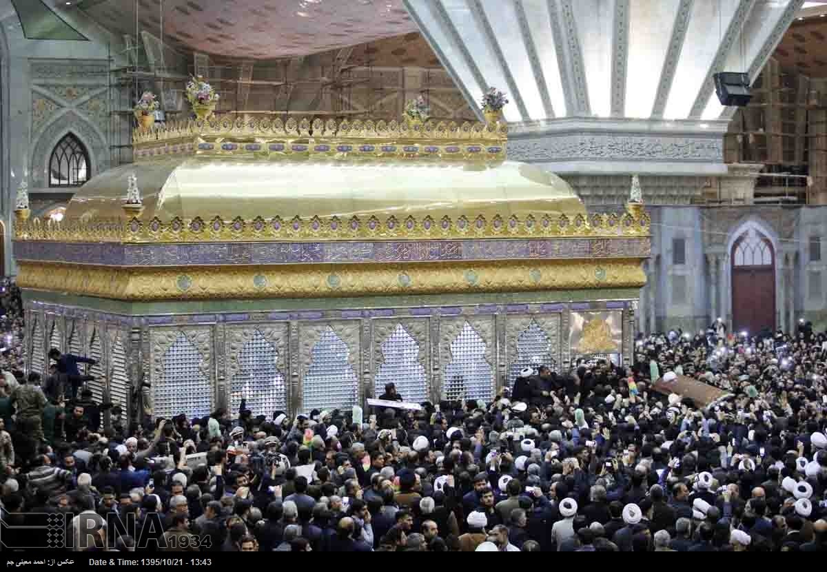 270 ألف ضيف يشاركون في مراسم الذكرى السنوية لرحيل الامام الخميني (قدس)