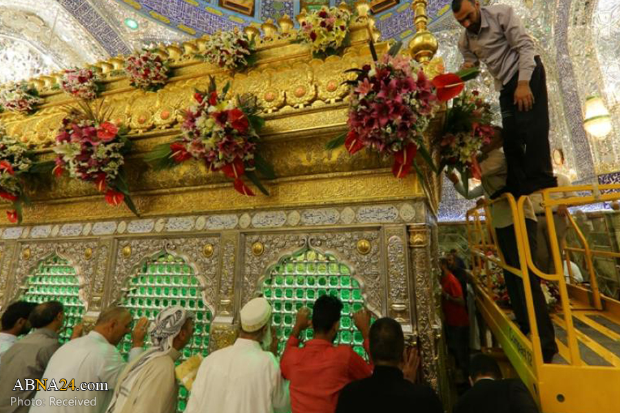 Photos: Decorating Imam Ali holy shrine with flowers on eve of Imam Hasan birth anniversary