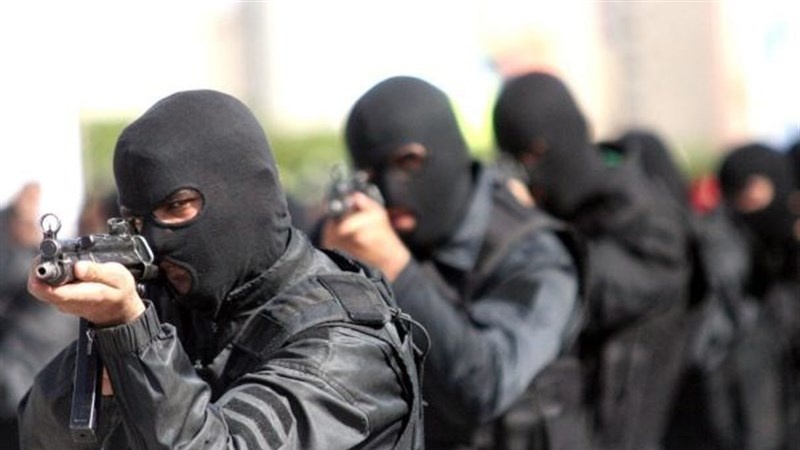 Forças de segurança do Irã esmagam célula terrorista no sudeste, apreendem armas