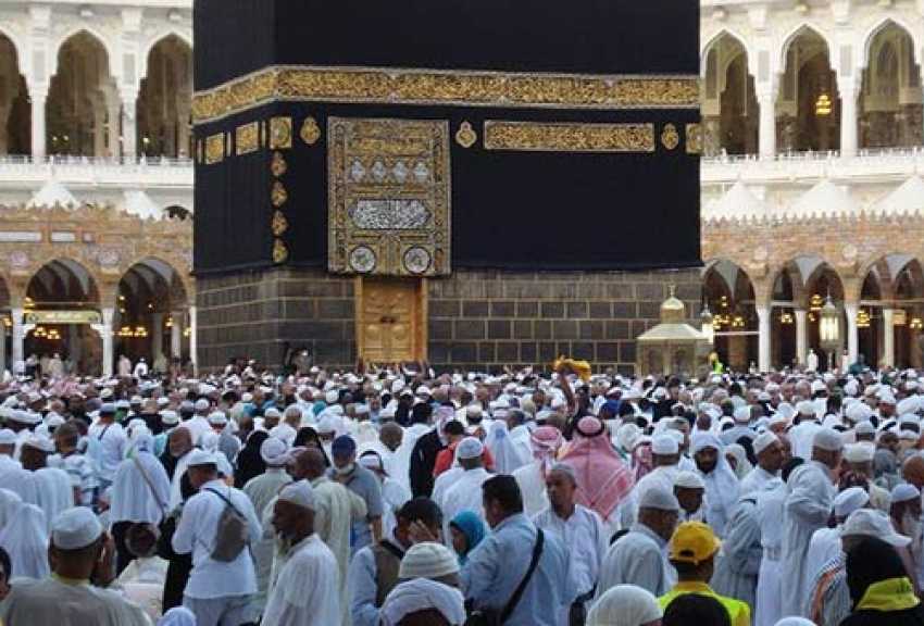 السجن 6 أشهر للمعتمرين المتأخرين عن "مغادرة السعودية"