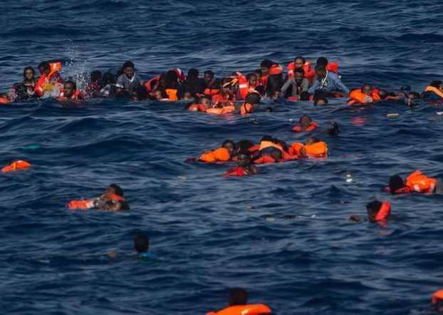 انتشال جثث "35 مهاجرا" قبالة سواحل تونس