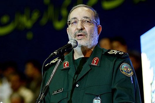 العميد جزائري يرد على شائعات "خروج ايران" من سورية