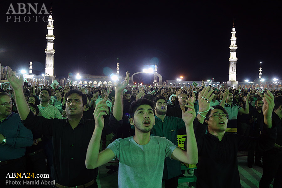 تقرير مصور/ احياء ليلة القدر الأخيرة من شهر رمضان المبارك في مسجد جمكران